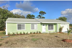 501 Thanksgiving Avenue, Port Saint Lucie, FL 34984 - MLS#R11162036