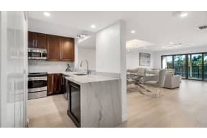 240 Captains Walk, Delray Beach, FL 33483 - MLS#R11162038