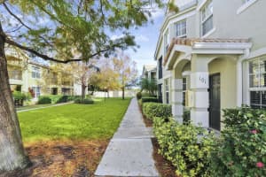 154 Peacock Boulevard, Port Saint Lucie, FL 34986 Sold 04/07/26
