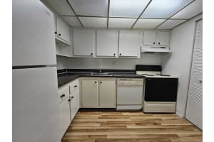 8000 Fairview Drive, Tamarac, FL 33321 - MLS#R11162055