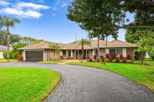 3703 Lowson Boulevard, Delray Beach, FL 33445 - MLS#R11162073