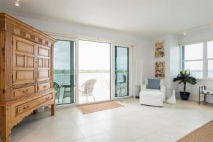 2860 Ocean Boulevard, Palm Beach, FL 33480 - MLS#R11162098