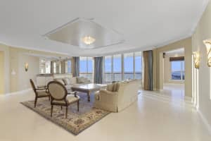 2700 Ocean Drive, Singer Island, FL 33404 - MLS#R11162146
