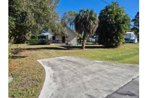 5516 Spruce Drive, Fort Pierce, FL 34982 - MLS#R11162156