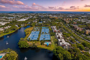 825 Egret Circle, Delray Beach, FL 33444 - MLS#R11162172