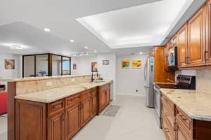 825 Egret Circle, Delray Beach, FL 33444 - MLS#R11162172