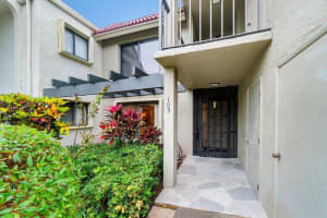 5771 Fairway Park Court, Boynton Beach, FL 33437 - MLS#R11162175