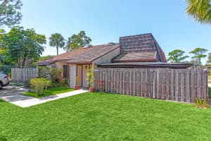 4236 Palm Bay Circle, West Palm Beach, FL 33406 - MLS#R11162177