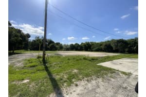 6406 Oleander Avenue, Fort Pierce, FL 34982 - MLS#R11162193
