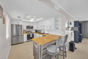 2400 Ocean Drive, Fort Pierce, FL 34949 - MLS#R11162201