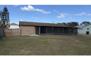 172 Crescent Avenue, Port Saint Lucie, FL 34984 - MLS#R11162203