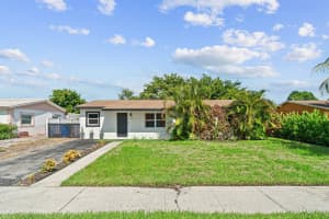 1250 6th Avenue, Deerfield Beach, FL 33441 - MLS#R11162212