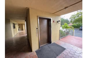 700 Uno Lago Drive, Juno Beach, FL 33408 - MLS#R11162269