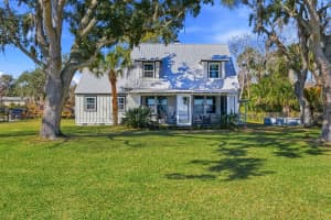 3809 Indian River Drive, Cocoa, FL 32926 - MLS#R11162271