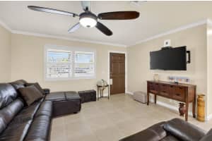 2824 Crown Court, Delray Beach, FL 33445 - MLS#R11162280