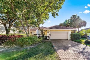 39 Hampshire Lane, Boynton Beach, FL 33436 - MLS#R11162331
