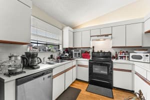 906 Congressional Way, Deerfield Beach, FL 33442 - MLS#R11162345