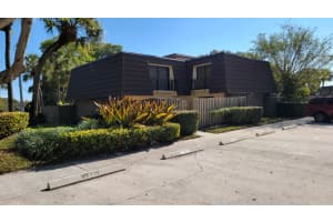 117 1st Court, Palm Beach Gardens, FL 33410 - MLS#R11162433