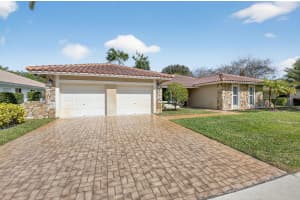 10185 Harbourtown Court, Boca Raton, FL 33498 - MLS#R11162483