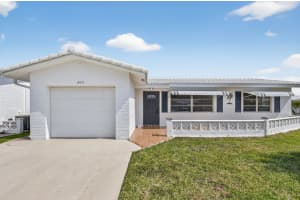 1825 17th Street, Boynton Beach, FL 33426 - MLS#R11162485