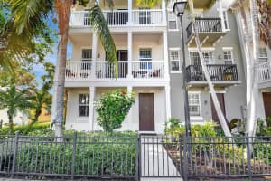 122 1st Avenue, Delray Beach, FL 33444 - MLS#R11162491