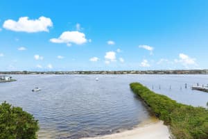 900 Scotia Drive, Hypoluxo, FL 33462 - MLS#R11162510