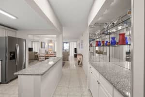 2008 Federal Highway, Boynton Beach, FL 33435 - MLS#R11162536