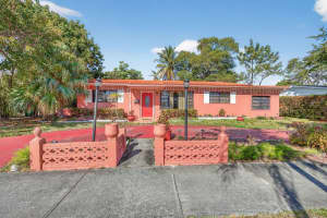 9281 Martinique Drive, Miami, Fl 33189, Miami