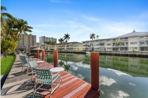 501 Blue Heron Drive, Hallandale Beach, FL 33009 - MLS#R11162562