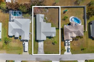 2850 Buccaneer Circle, Port Saint Lucie, FL 34952 - MLS#R11162579