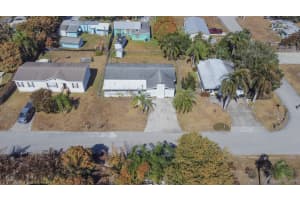 2671 Janet Street, Stuart, FL 34997 - MLS#R11162617