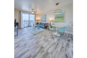 511 Lucerne Avenue, Lake Worth Beach, FL 33460 - MLS#R11162624