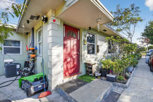 721 F Street, Lake Worth Beach, FL 33460 - MLS#R11162639