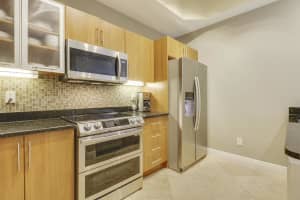 600 Dixie Highway, West Palm Beach, FL 33401 - MLS#R11162661