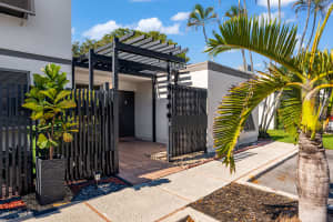 1340 Golfview Drive, Pembroke Pines, FL 33026 - MLS#R11162677