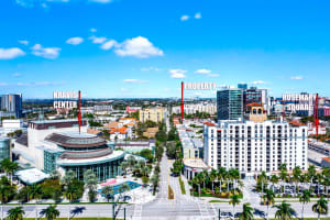 630 Sapodilla Avenue, West Palm Beach, FL 33401 - MLS#R11162691