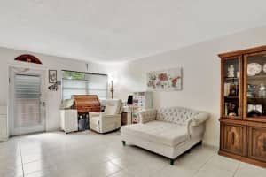 4076 Newport Q 4076, Deerfield Beach, FL 33442, Deerfield Beach, FL 33442 - MLS#R11162693