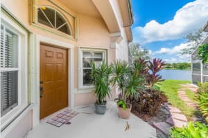 10679 Lake Shore Drive, Wellington, FL 33414 - MLS#R11162726