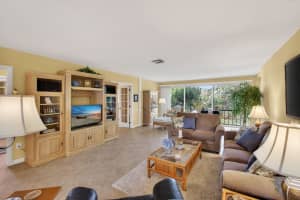 17 Turtle Creek Drive, Jupiter, FL 33469 - MLS#R11162741