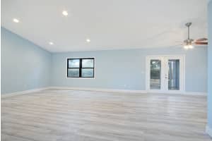 211 North Wakefield Circle, Port Saint Lucie, FL 34953 - MLS#R11162775