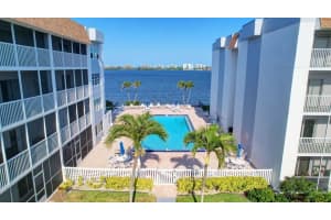 1516 Lakeside Drive, Lake Worth Beach, FL 33460 - MLS#R11162780