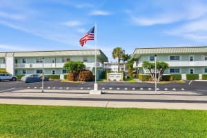 109 Wettaw Lane 203, North Palm Beach, Fl 33408, North Palm Beach