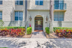 630 Sapodilla Avenue, West Palm Beach, FL 33401 - MLS#R11162804