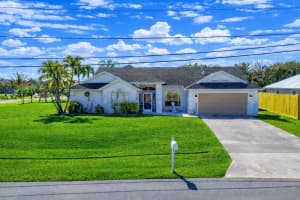 2962 Bella Road, Port Saint Lucie, FL 34984 - MLS#R11162834