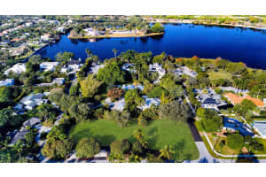 1010 Hibiscus Lane, Delray Beach, FL 33444 - MLS#R11162873