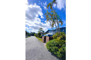 4581 Holly Lake Drive, Lake Worth, FL 33463 - MLS#R11162889