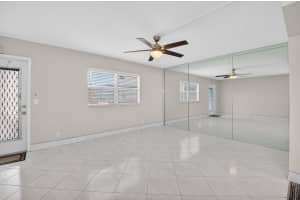 195 Brittany E, Delray Beach, FL 33446, Delray Beach, FL 33446 - MLS#R11162899