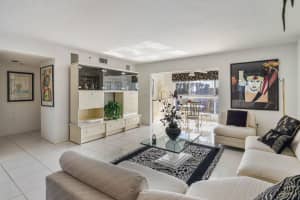 5746 Crystal Shores Drive, Boynton Beach, FL 33437 - MLS#R11162904