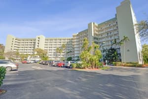 2334 Cypress Bend Drive, Pompano Beach, FL 33069 - MLS#R11162961