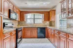 101 Fairway Lane, Royal Palm Beach, FL 33411 - MLS#R11162964